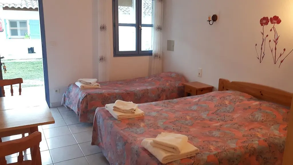 Le Mas de Mon Pere Les Les Saintes-Maries-de-la-Mer Maison d'hôtes